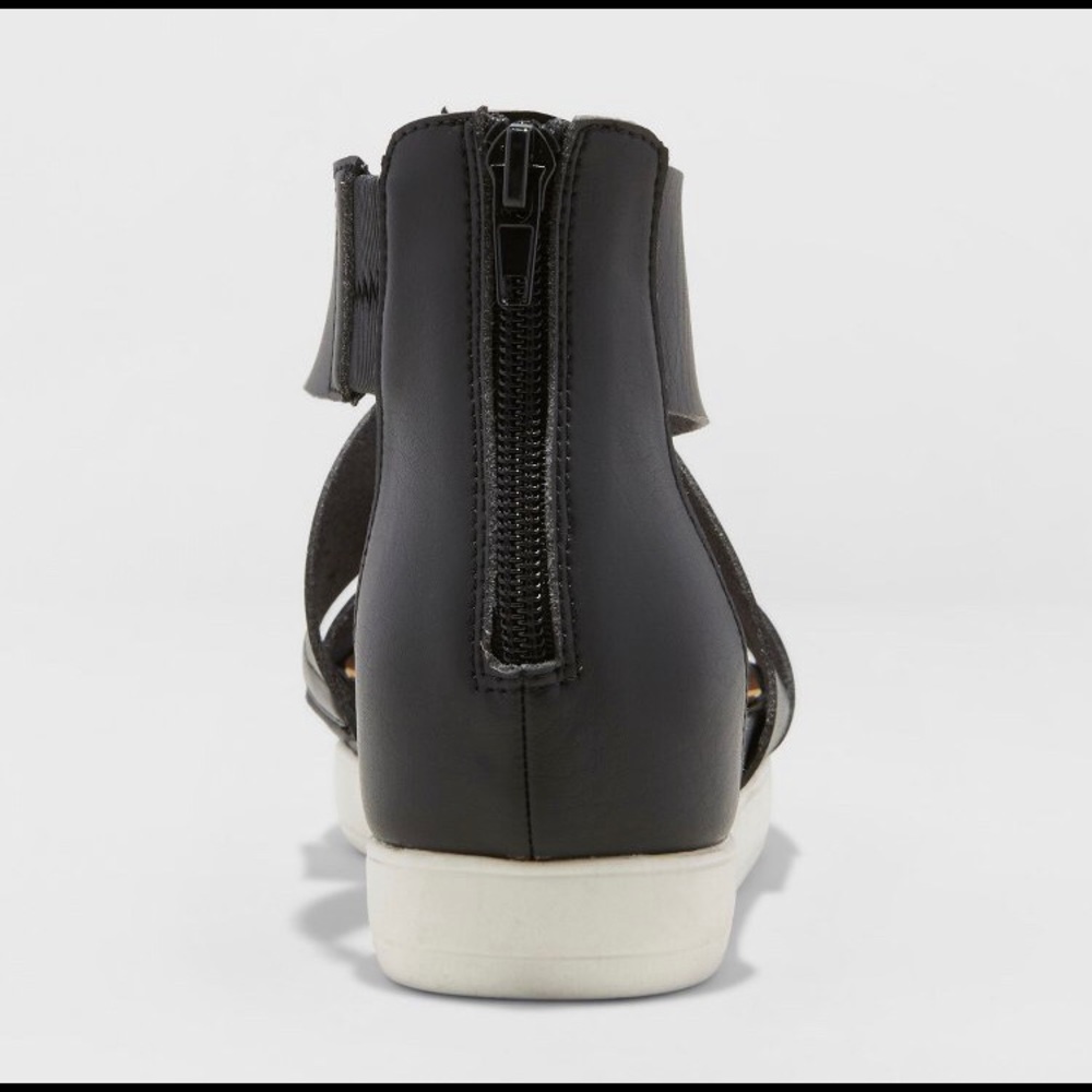 Universal Thread Ankle Strap Sandals - Picture 3 of 5